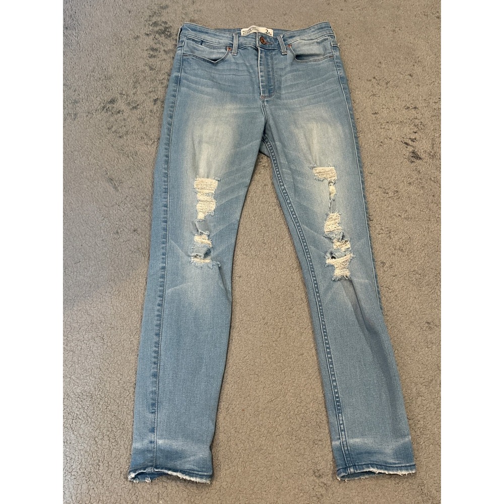 Abercrombie & Fitch High Rise Ankle Jean Light Wash Distressed 2R W26 L26